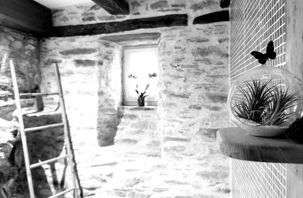 Holiday home Soulie Du Tarn Avec Magnifique Vue Sur La Riviere Et La Vallee Requista France