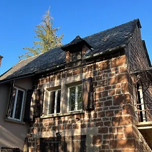 Hébergement de vacances Petit Maison Chaleureuse Dans Le Vallon, Marcillac-Vallon